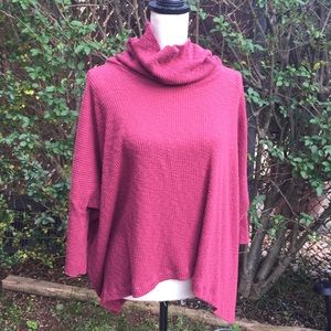 FP Beach Maroon World Traveler Pull Over, M